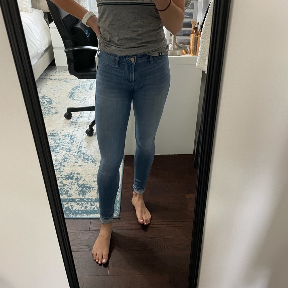 Low rise Hollister jeggings